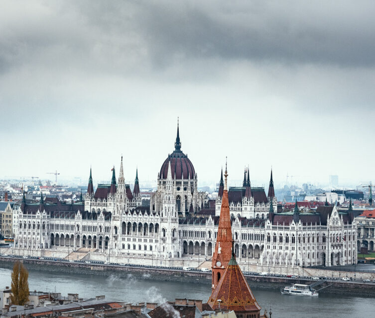 Budapest by Ludwig Favre
