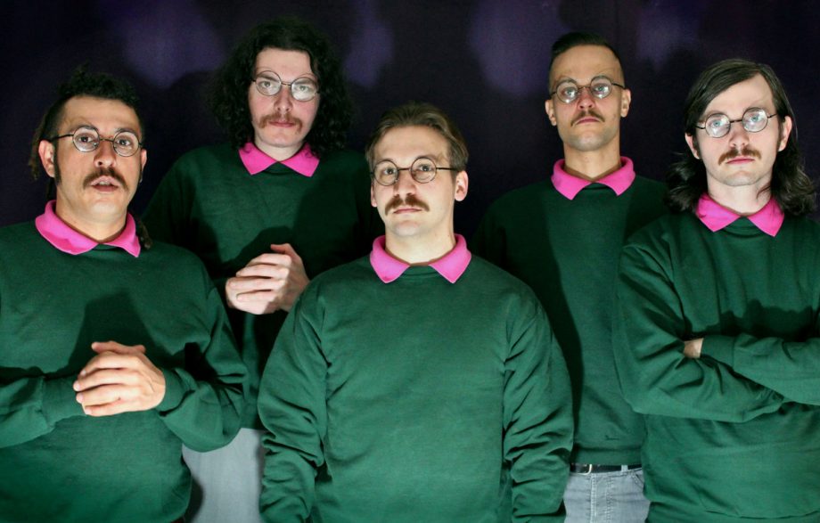 Estúpido y sensual Flanders ahora en versión metal. Conozca a Okilly Dokilly