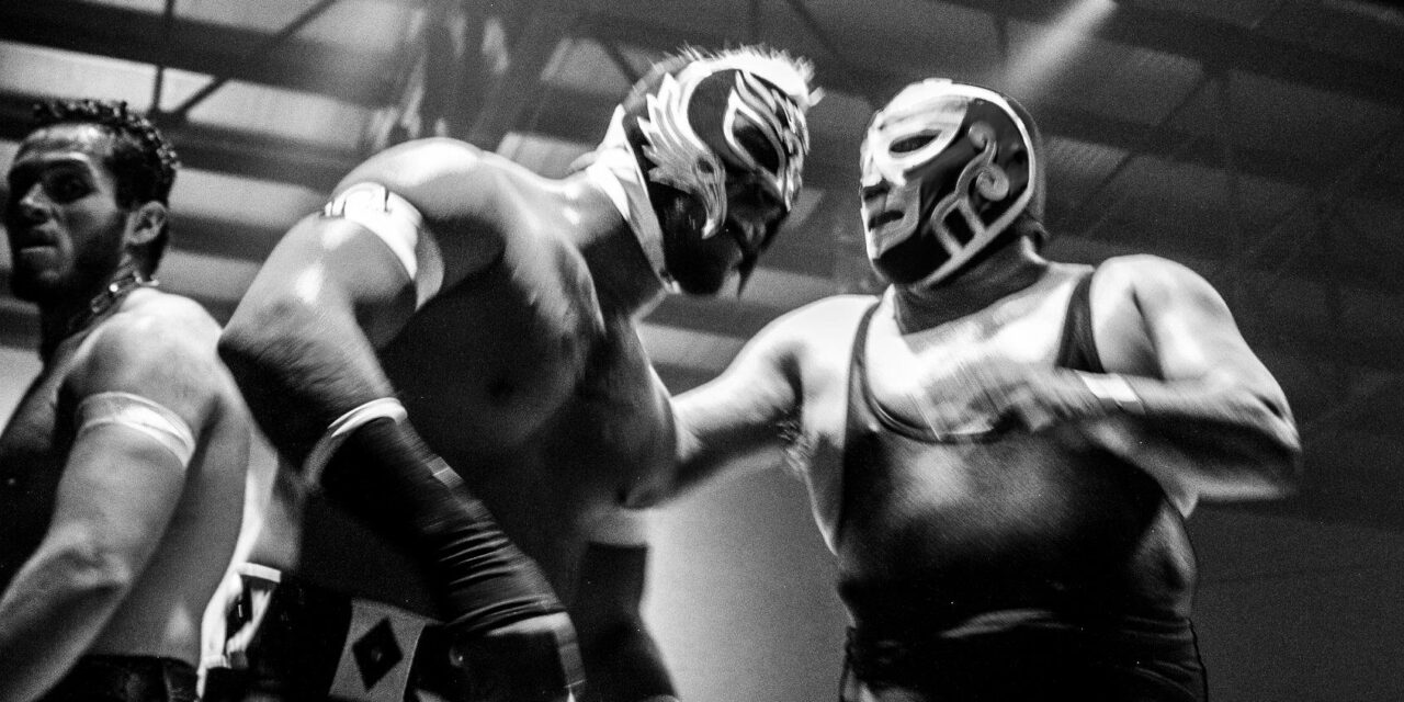 TIGREPOP PRESENTA, MEXICAN LUCHA LIBRE EXTRAVAGANZZA