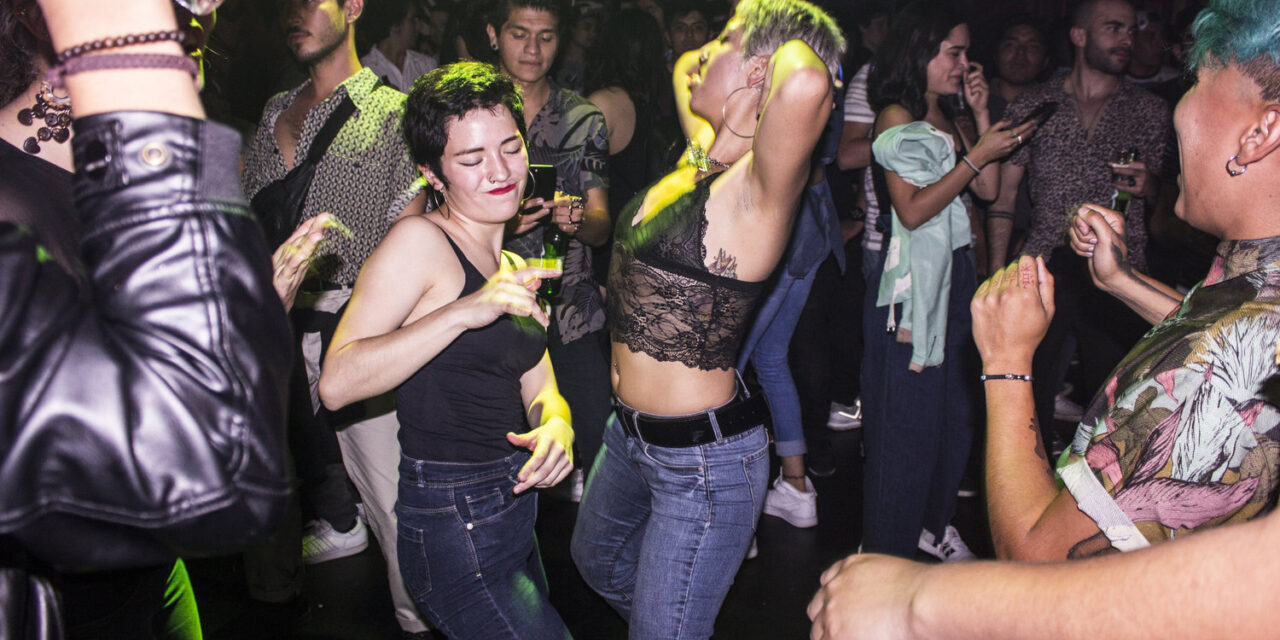 ¿El Rock Está Muerto o Simplemente Todos Están Perreando Demasiado?