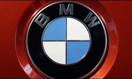BMW y el carril exclusivo en Rusia: cuando el marketing se convierte en autopista… y en provocación