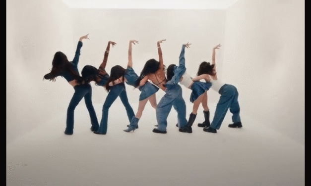 GAP revive los 2000 con jeans, Milkshake y un mensaje claro a sus competidores