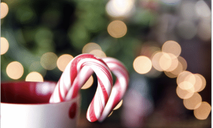 El Dulce que Dobló la Historia: La Fascinante Crónica del Bastón de Caramelo