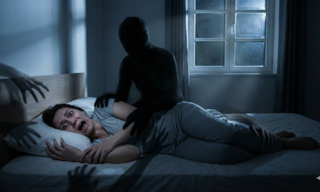 ¿Te has despertado sin poder moverte? La parálisis del sueño no son fantasmas, es tu cerebro fallando