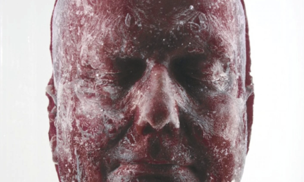 La escultura que si se desconecta, se pudre: Marc Quinn y sus cabezas de sangre real