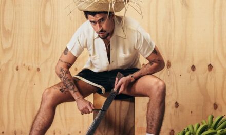 Ahora to’ quieren ser latinos… pero les falta sazón.