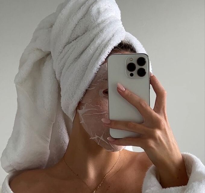 La estética “clean girl”: por qué no es tan inocente como parece